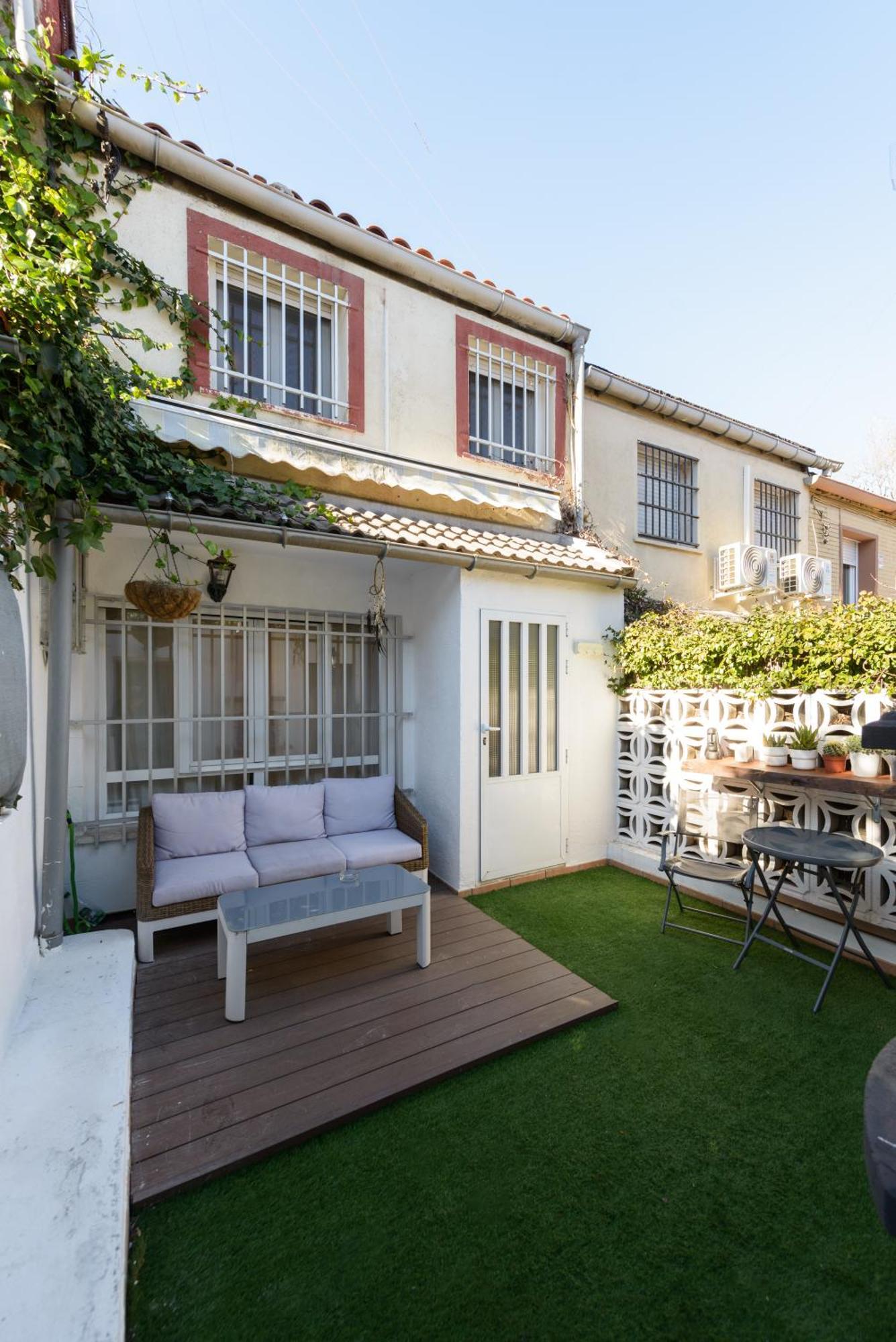 Sabadell Calle, Casa Familiar De 3 Dormitorios Con Terraza Junto Metro Fuencarral Madrid Kültér fotó