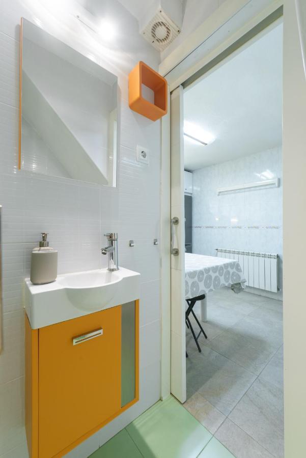 Sabadell Calle, Casa Familiar De 3 Dormitorios Con Terraza Junto Metro Fuencarral Madrid Kültér fotó